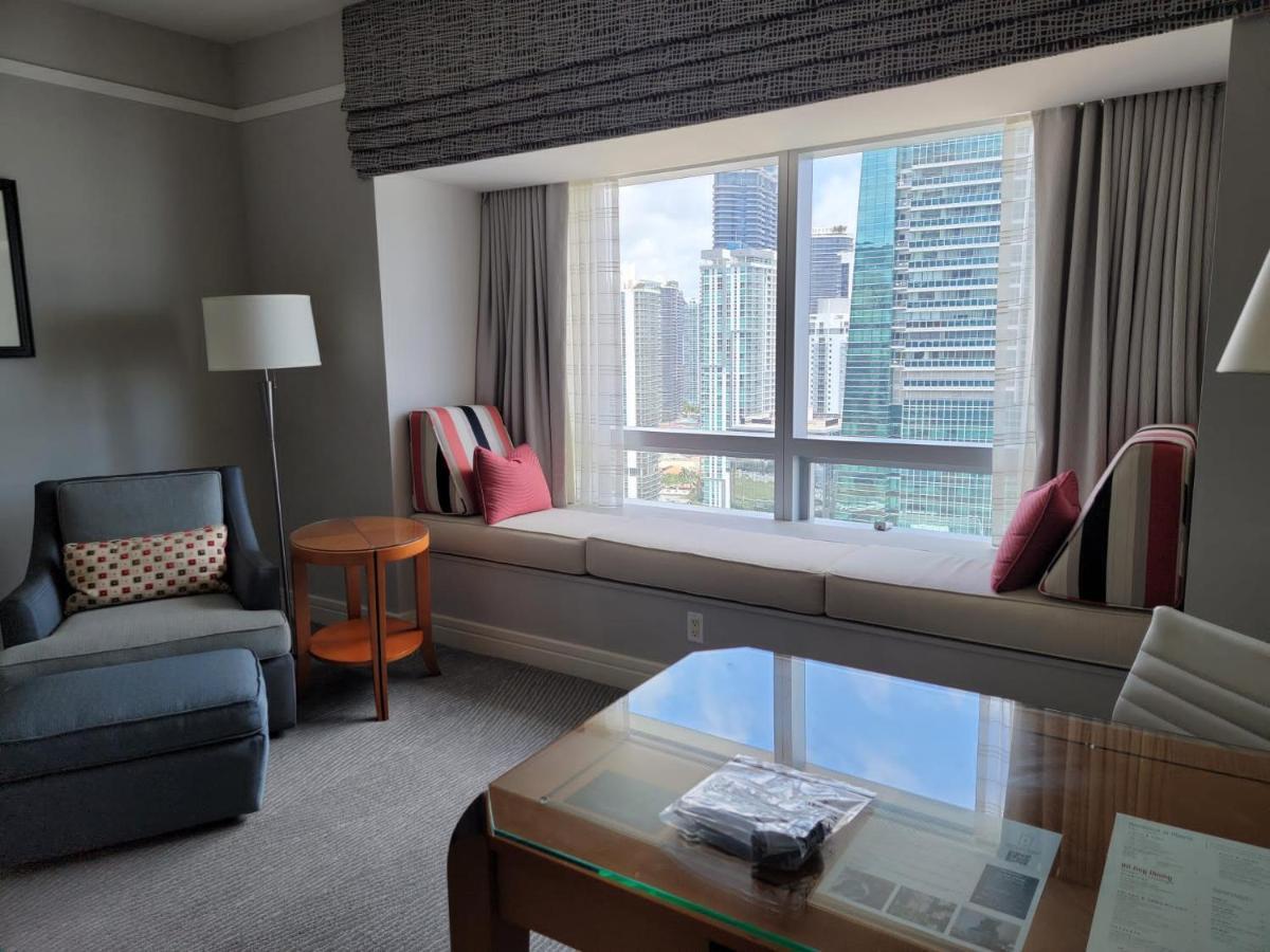 Four Seasons Suite Miami Ngoại thất bức ảnh